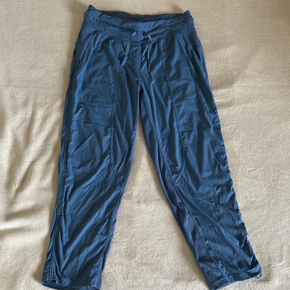 Lululemon Women’s Blue Pants, Joggers